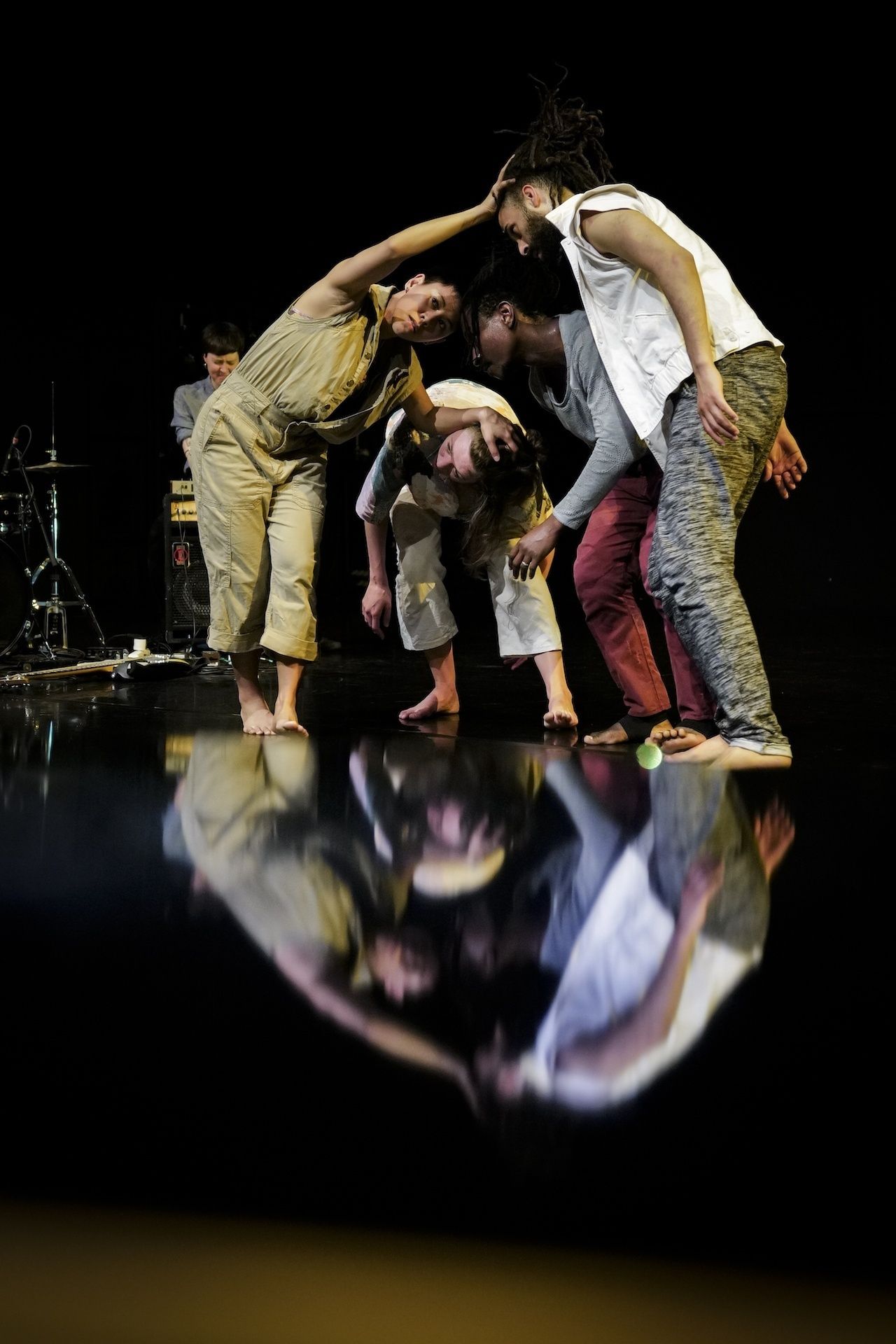 PLAY (theatre)