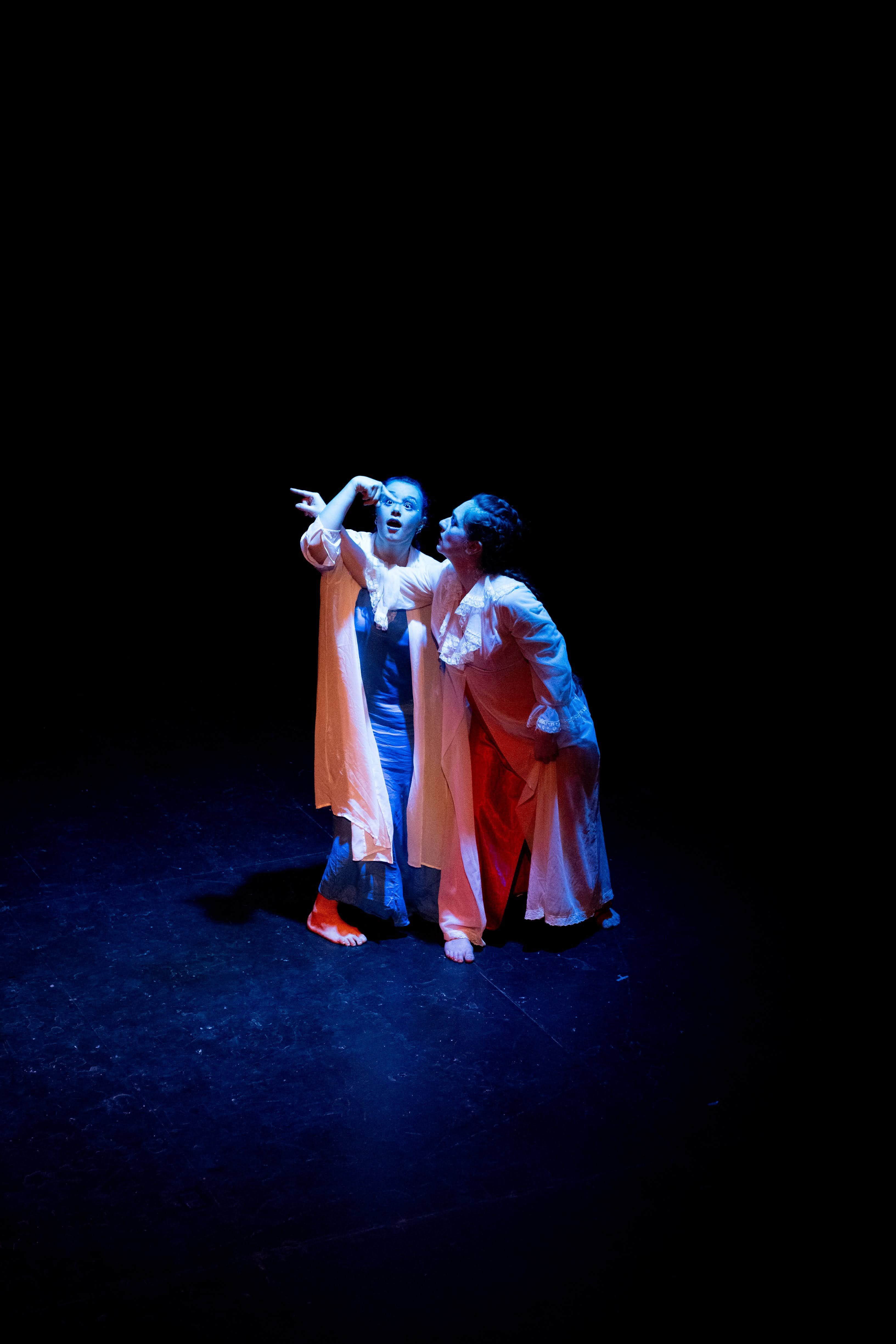 "If it were easy, your grandfather would do it", by Laura DeAngelis, with Naia Urresti and Tea Nadir. Performed in Brotfabrik, Backhaus Projects and Bande á Part in Berlin, Germany and Teatro La Quinta Porra in Bogotá, Colombia.