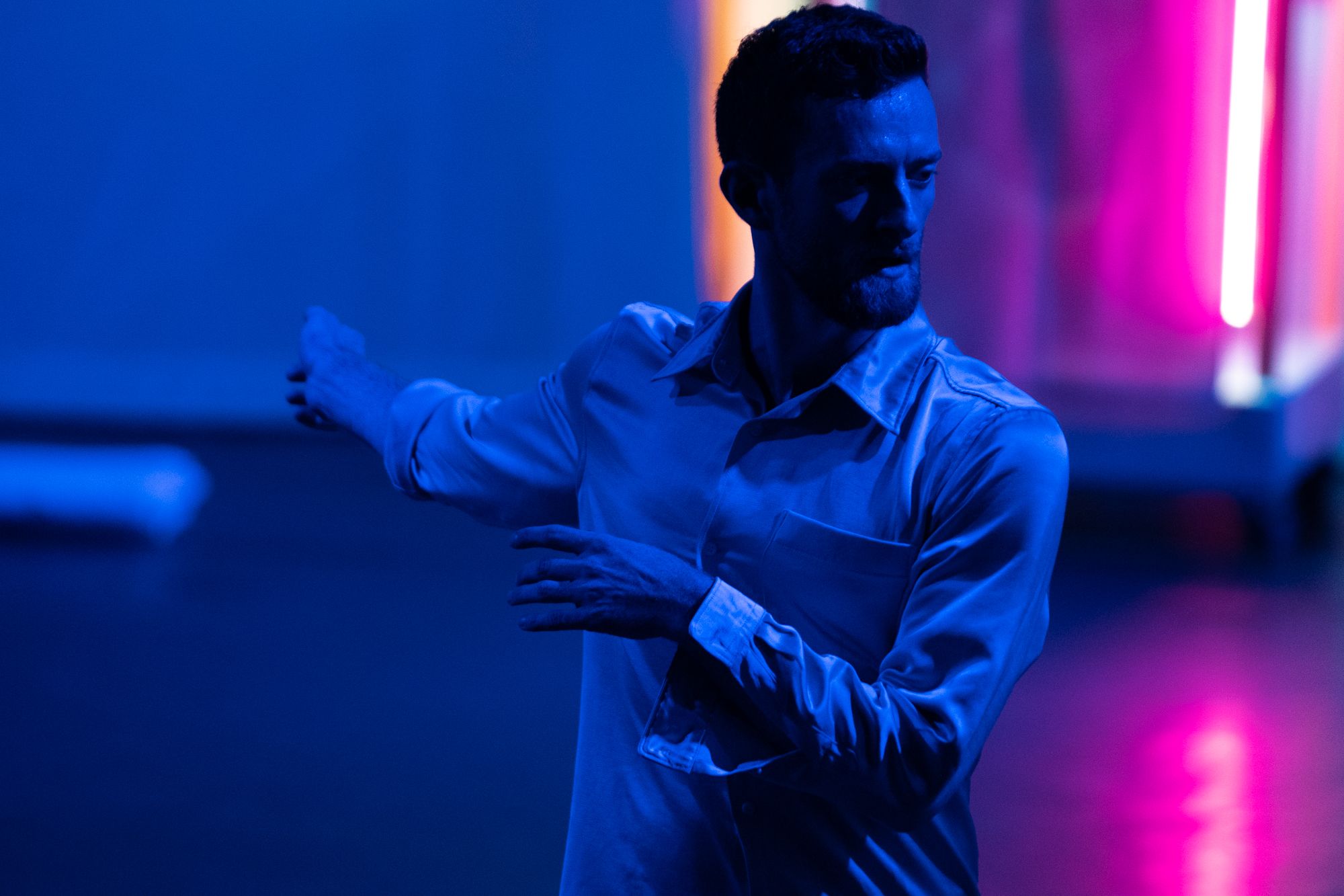 BETWEEN WORLDS / Costa Compagnie / Ballhaus Ost 2019