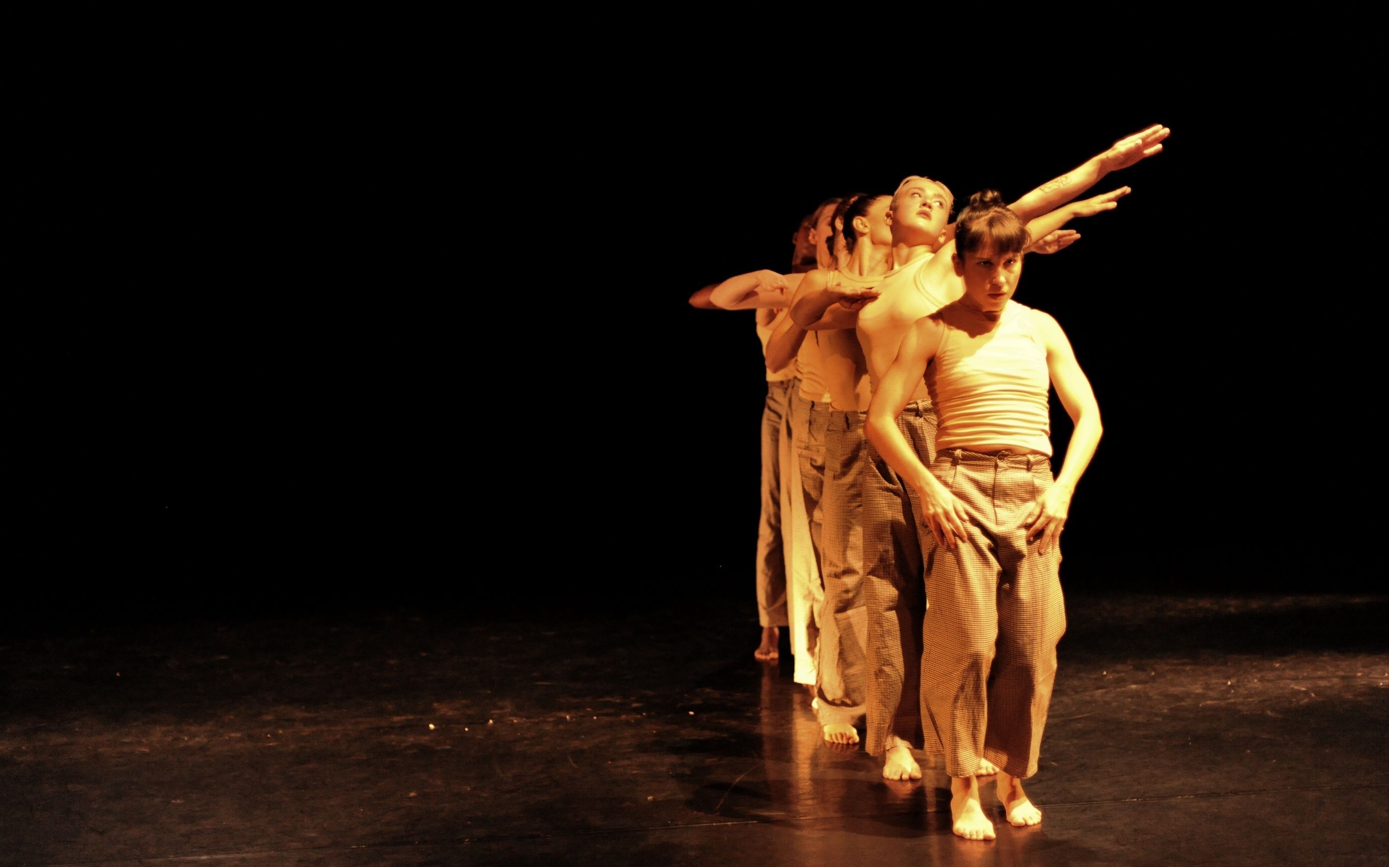 Abschlusschoreographie meiner 3-jährigen Tanzausbildung